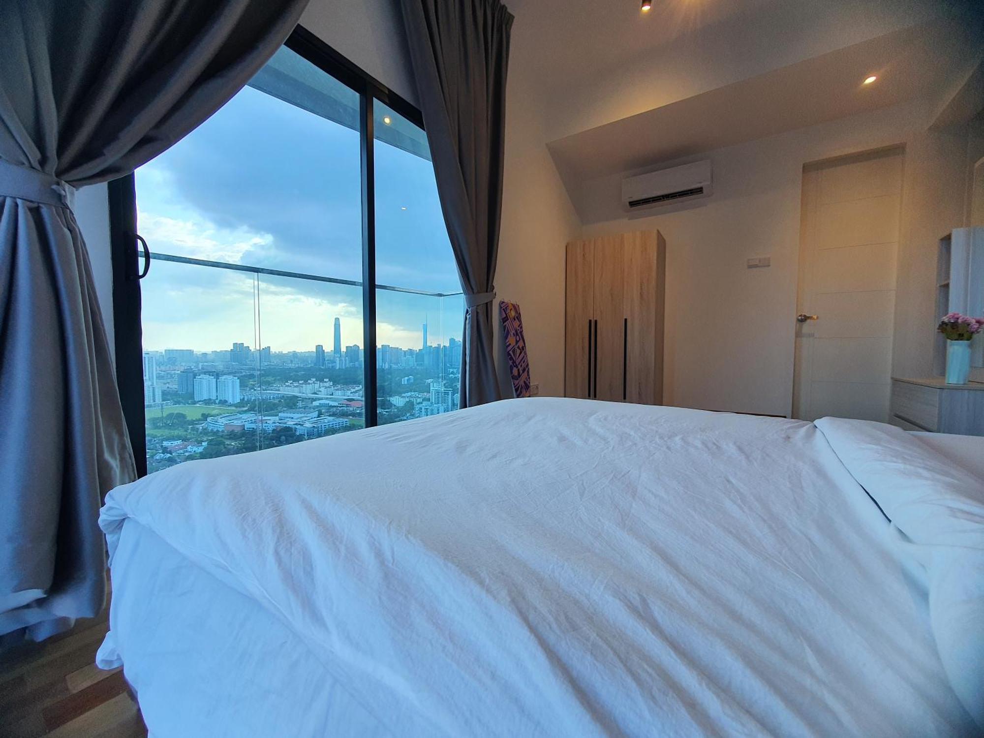 Reizz Residence By Luxury Suites Kuala Lumpur Bagian luar foto