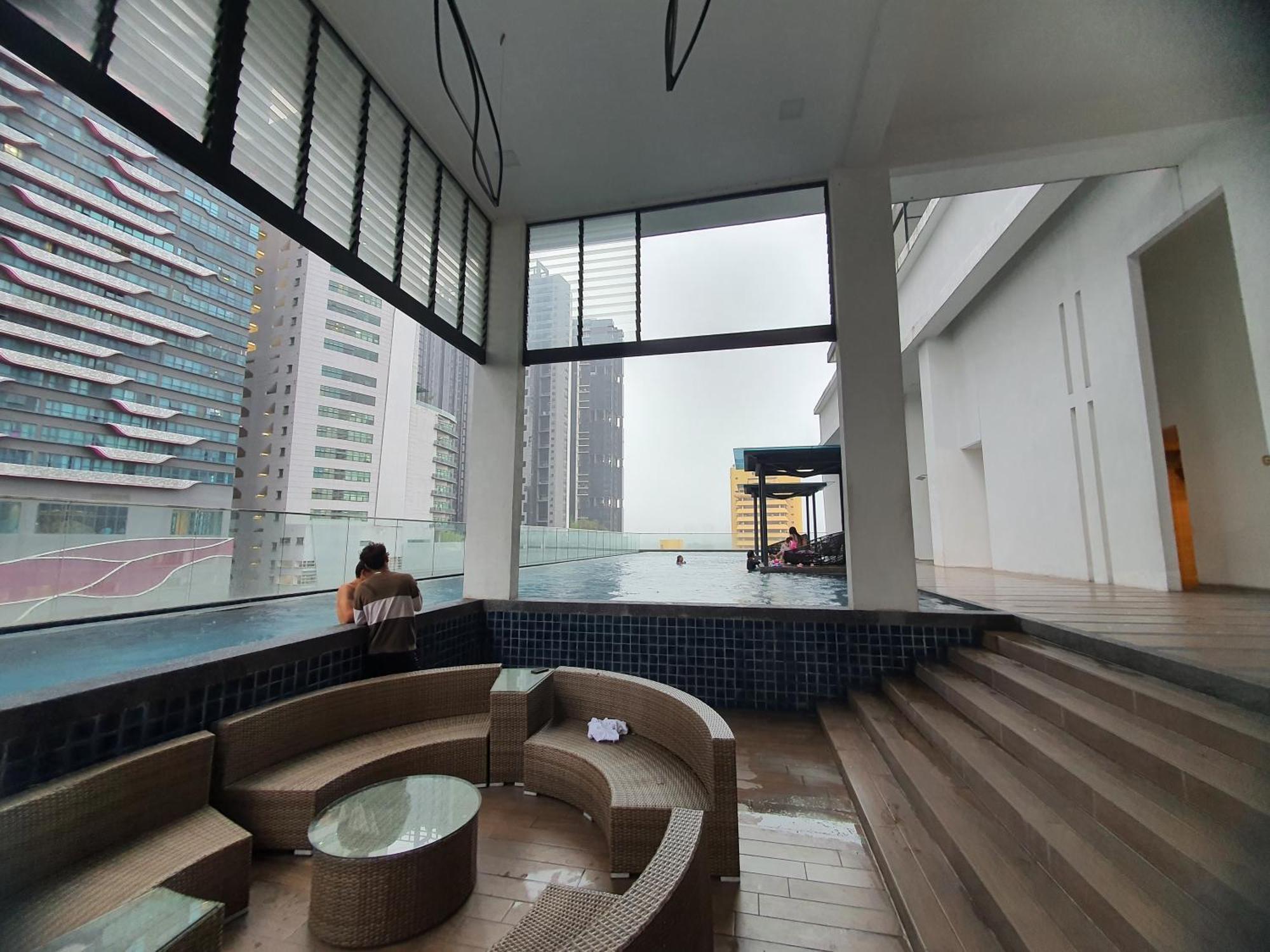 Reizz Residence By Luxury Suites Kuala Lumpur Bagian luar foto